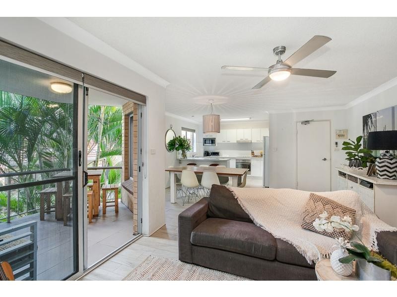 7/11 Hayle Street, Burleigh Heads QLD 4220