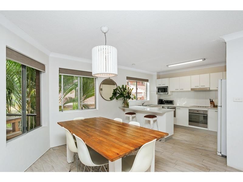 7/11 Hayle Street, Burleigh Heads QLD 4220