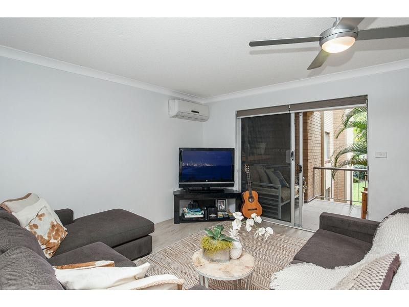 7/11 Hayle Street, Burleigh Heads QLD 4220