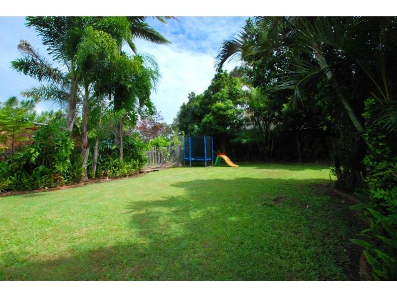 63 Bardon Avenue, Miami QLD 4220