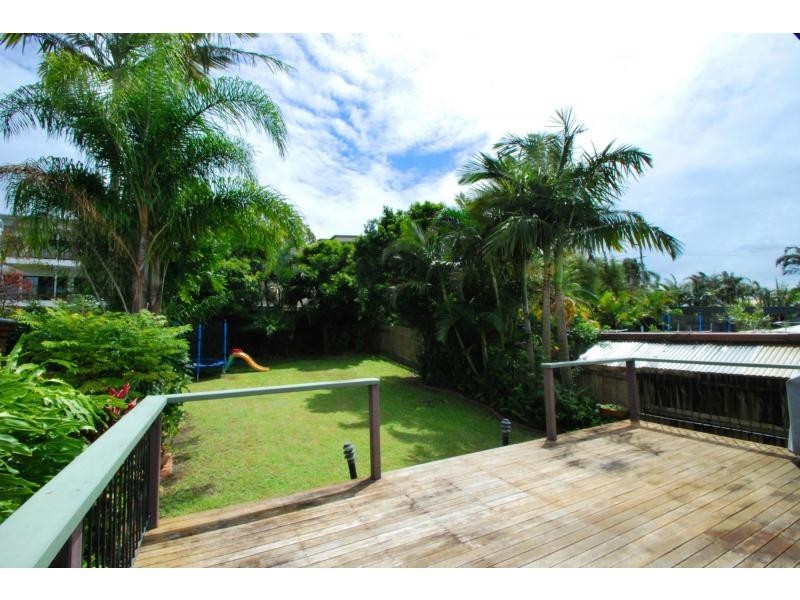 63 Bardon Avenue, Miami QLD 4220