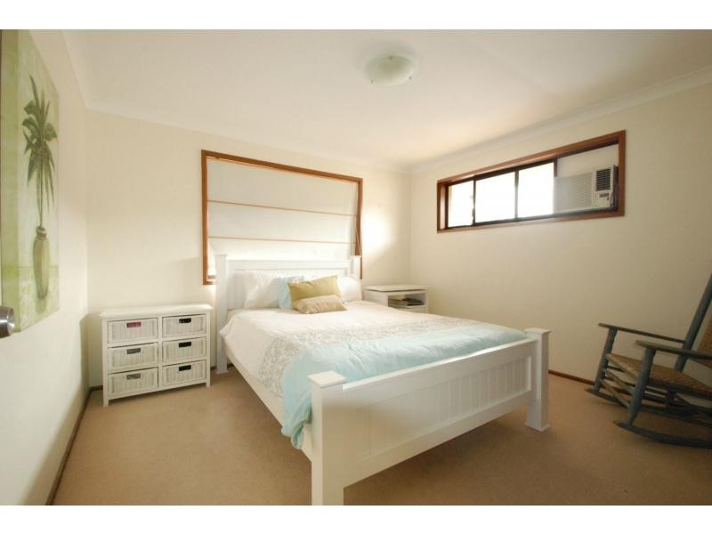 63 Bardon Avenue, Miami QLD 4220