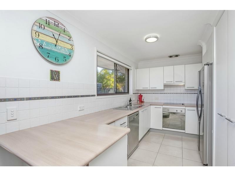 21 Auk Avenue, Burleigh Waters QLD 4220