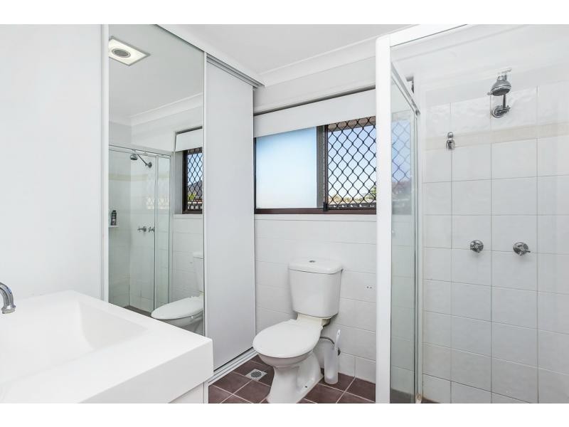 21 Auk Avenue, Burleigh Waters QLD 4220