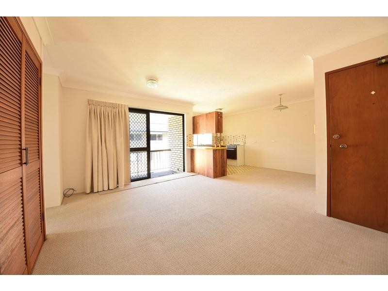 6/10 Allara Avenue, Palm Beach QLD 4221
