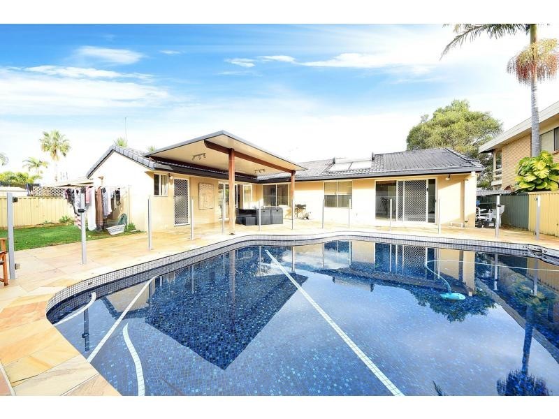 20 Bluejay Street, Burleigh Waters QLD 4220