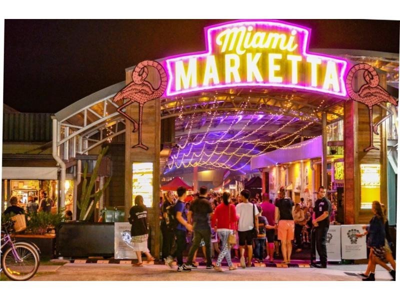 2/21 Messines Crescent, Miami QLD 4220