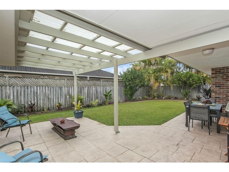 11 Gannet Street, Burleigh Waters QLD 4220