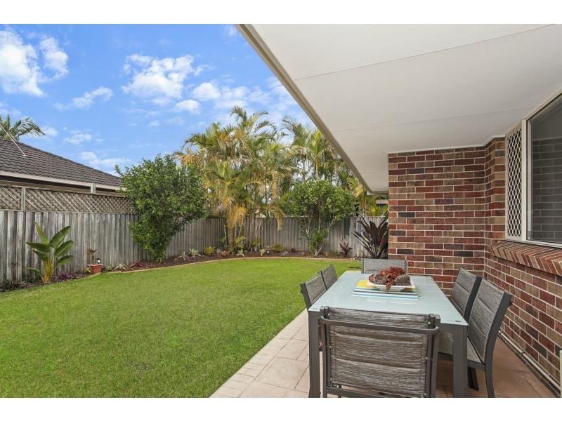 11 Gannet Street, Burleigh Waters QLD 4220