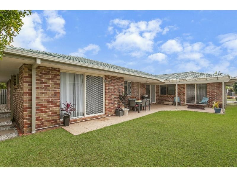 11 Gannet Street, Burleigh Waters QLD 4220
