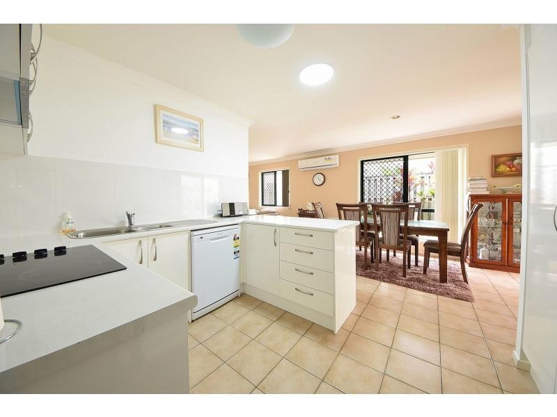 43 Seville Circuit, Burleigh Waters QLD 4220