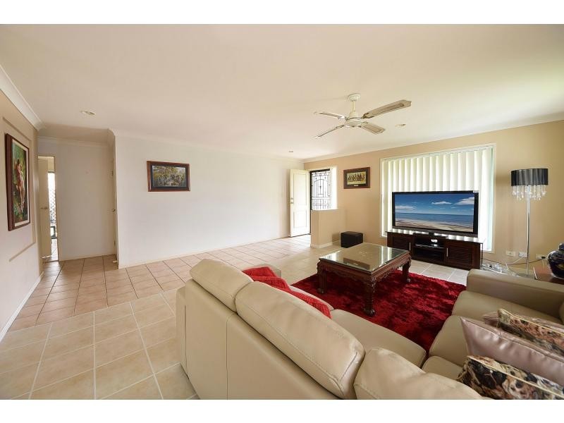 43 Seville Circuit, Burleigh Waters QLD 4220