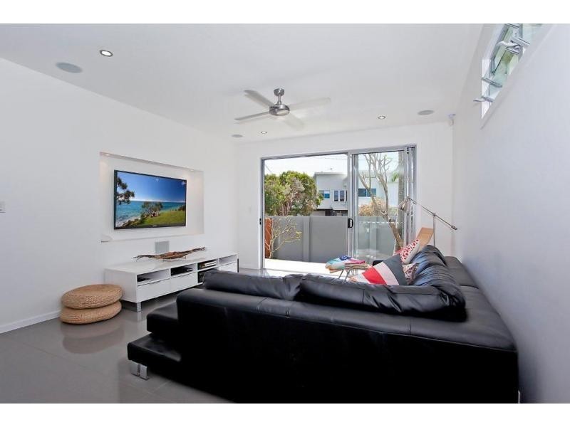 40 Banksia Broadway, Burleigh Waters QLD 4220