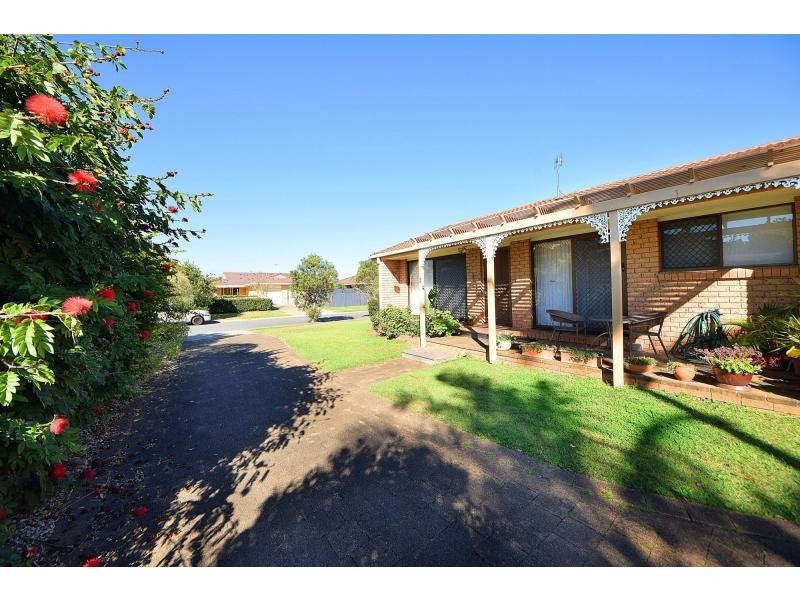 2/3 Wagtail Court, Burleigh Waters QLD 4220