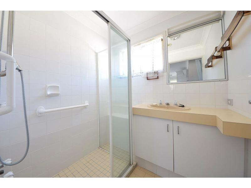 2/3 Wagtail Court, Burleigh Waters QLD 4220