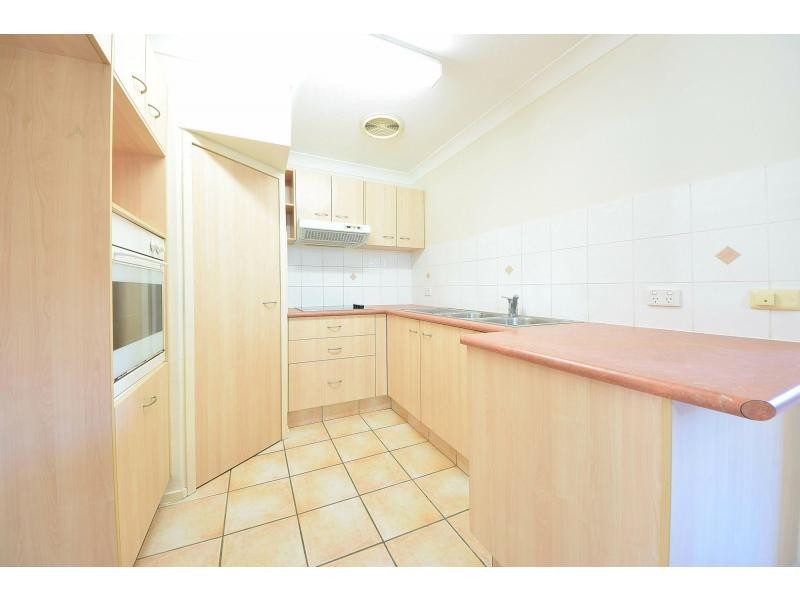 3/10 Angie Court, Mermaid Waters QLD 4218