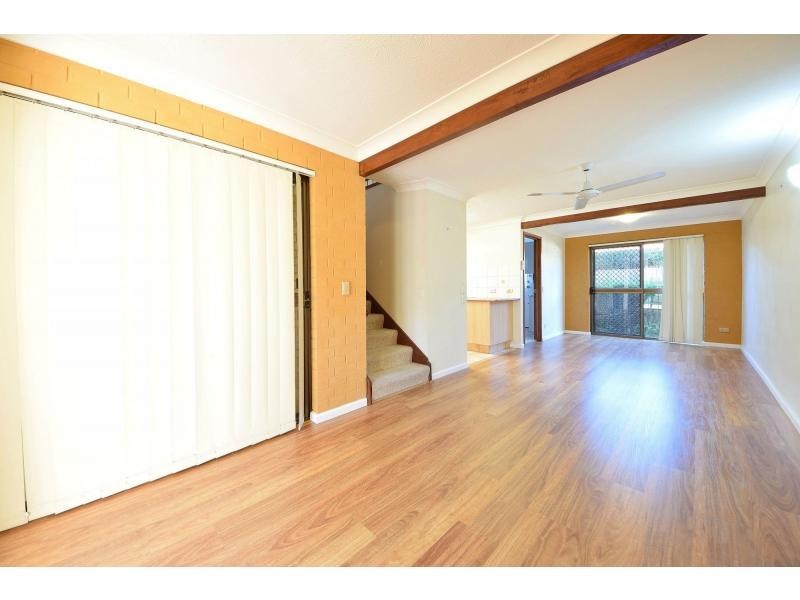 3/10 Angie Court, Mermaid Waters QLD 4218