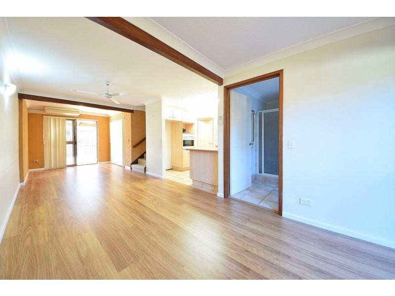 3/10 Angie Court, Mermaid Waters QLD 4218