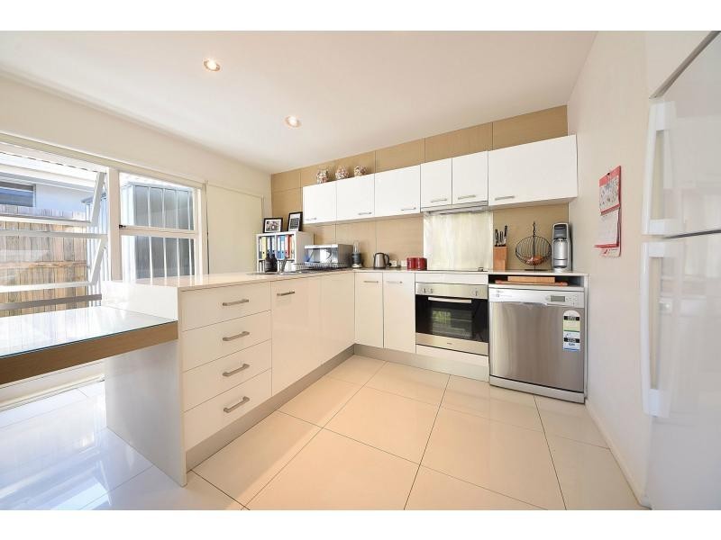 83 Sunshine Parade, Miami QLD 4220