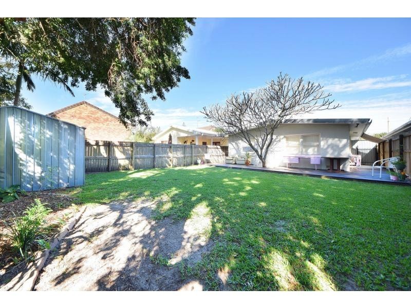 83 Sunshine Parade, Miami QLD 4220