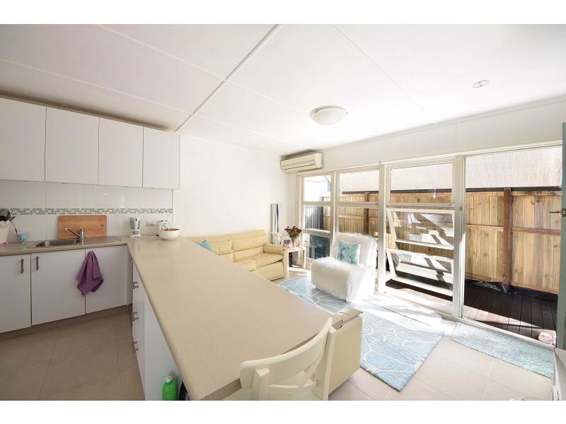 83 Sunshine Parade, Miami QLD 4220