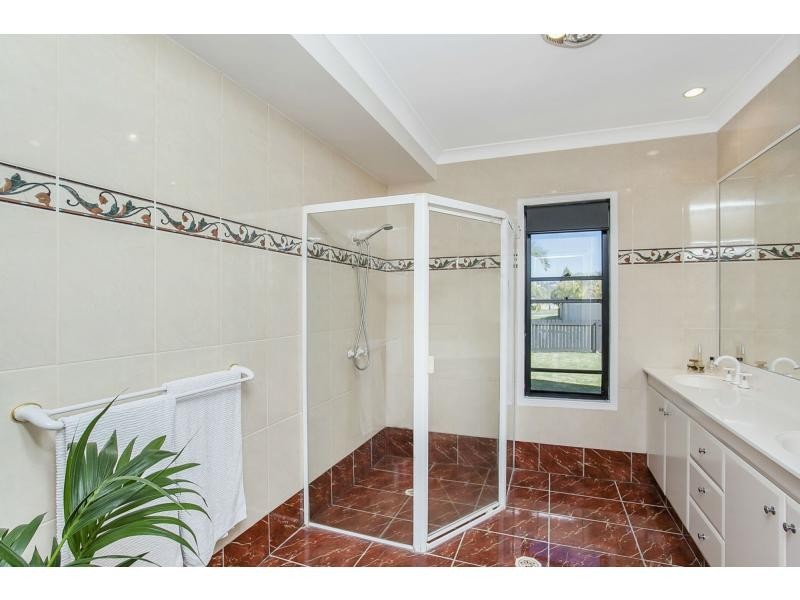 40 Tropicana Circuit, Burleigh Waters QLD 4220