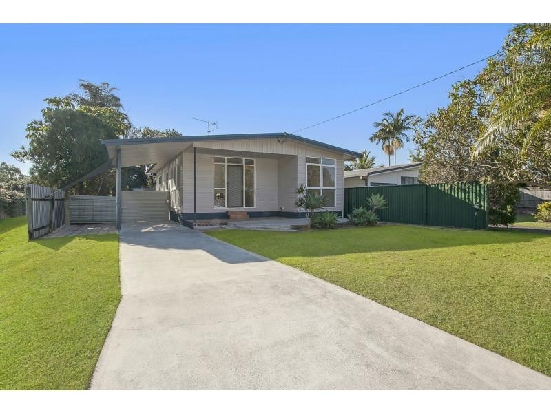 65 Manus Avenue, Palm Beach QLD 4221