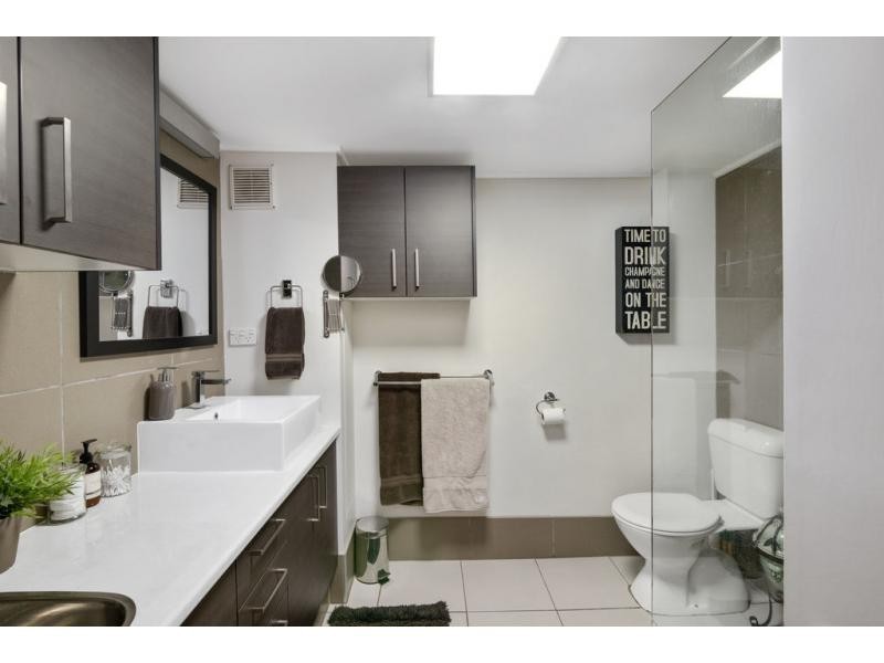 23/20 Barbet Place, Burleigh Waters QLD 4220