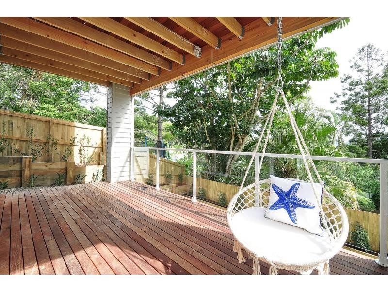 202A Ocean Parade, Burleigh Heads QLD 4220