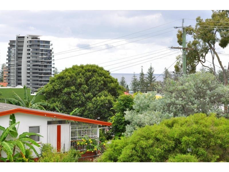 6/2 Stanley Street, Burleigh Heads QLD 4220