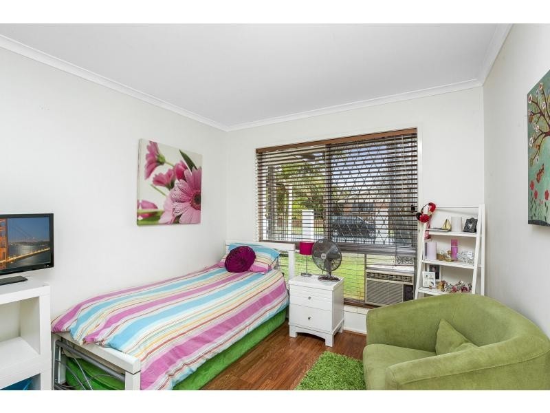 4 Seahawk Crescent, Burleigh Waters QLD 4220