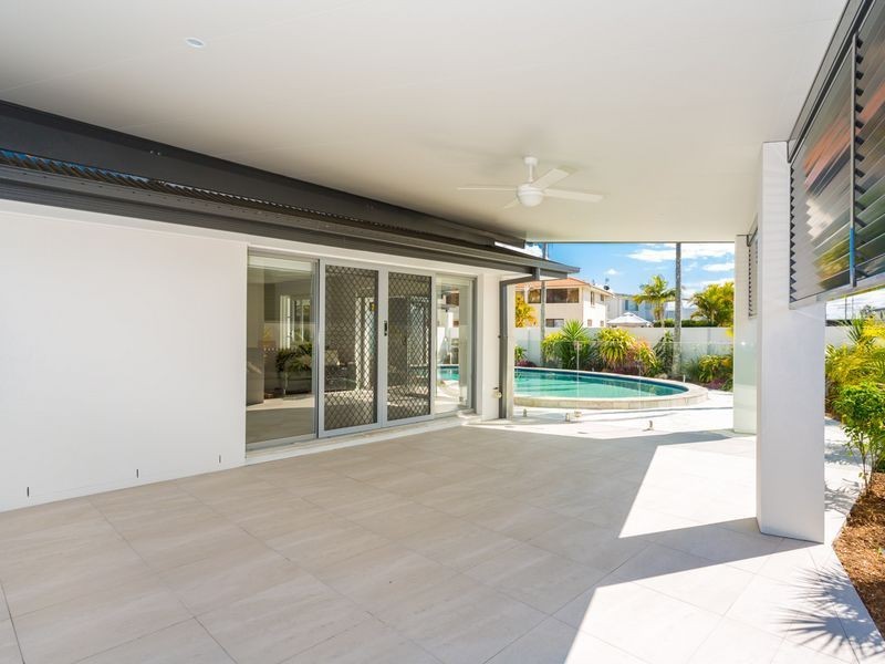 30 Lemana Lane, Burleigh Heads QLD 4220