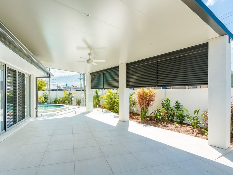 30 Lemana Lane, Burleigh Heads QLD 4220