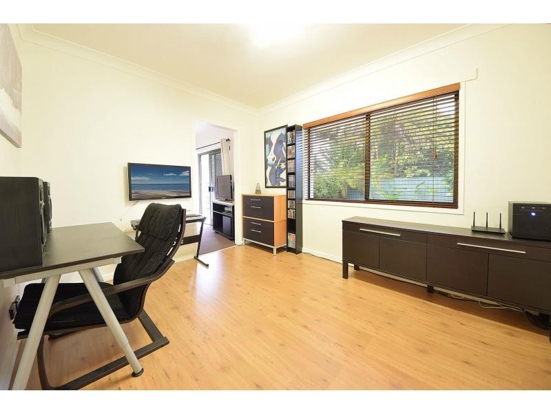 18 Bellbird Avenue, Burleigh Waters QLD 4220