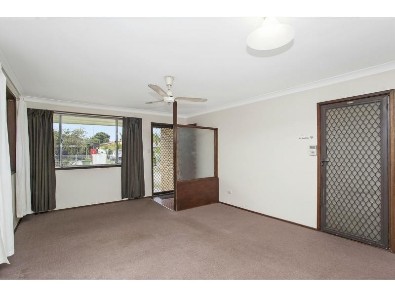 76 Chainey Avenue, Miami QLD 4220