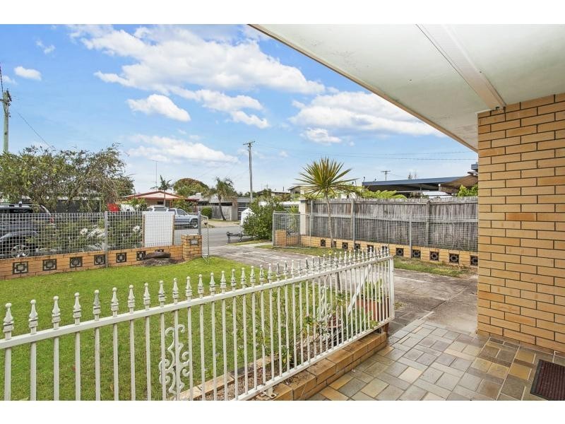 76 Chainey Avenue, Miami QLD 4220