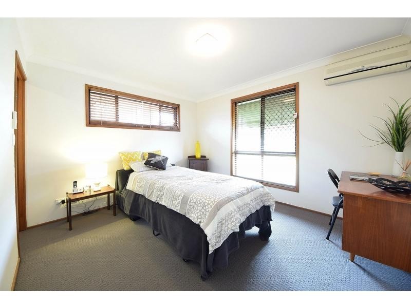 7 Carib Court, Burleigh Waters QLD 4220
