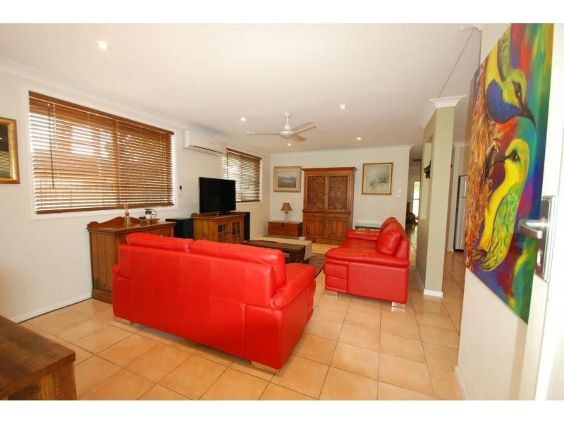 53 Chainey Avenue, Miami QLD 4220