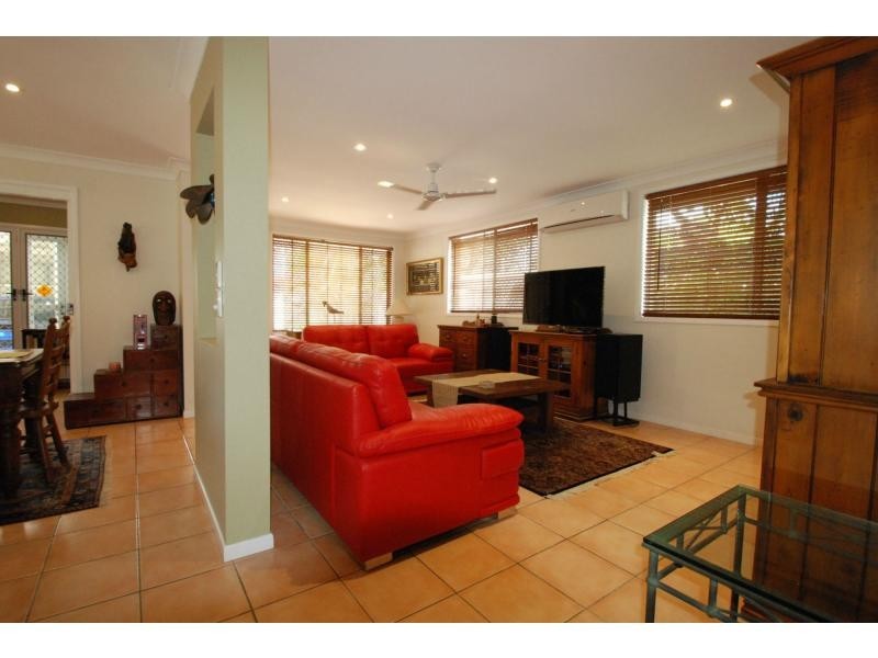 53 Chainey Avenue, Miami QLD 4220