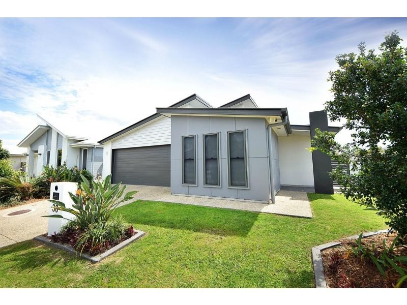 30 Galley Road, Hope Island QLD 4212