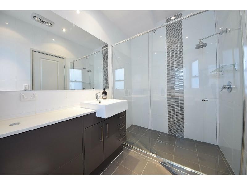 30 Galley Road, Hope Island QLD 4212