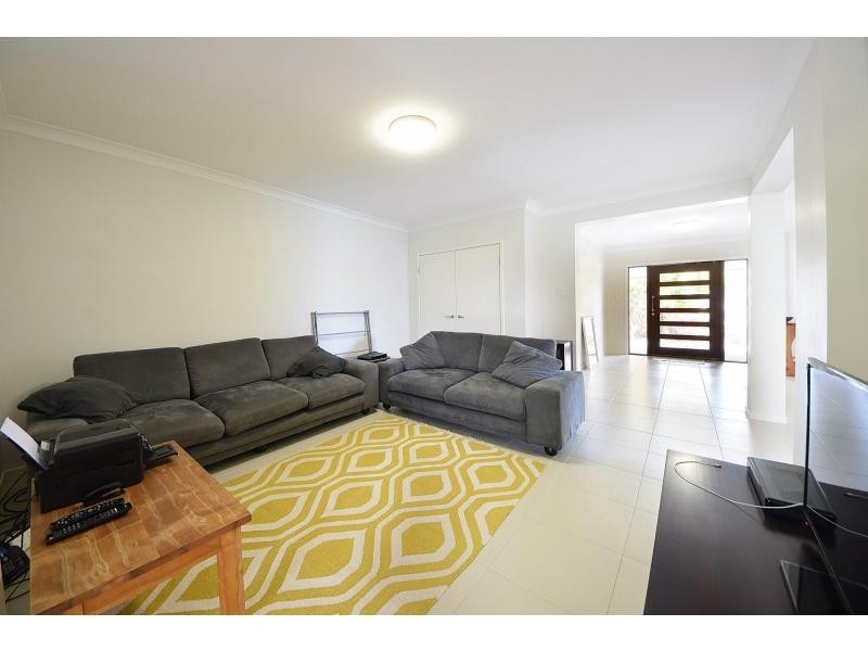 3 Perkins Close, Reedy Creek QLD 4227