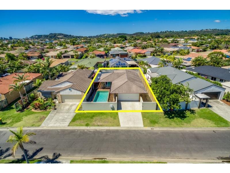 15 Ballerina Street, Burleigh Waters QLD 4220