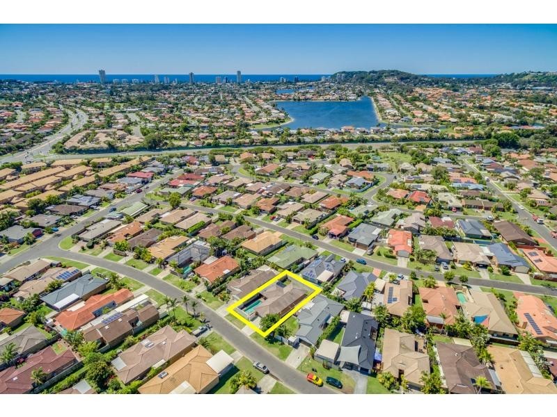 15 Ballerina Street, Burleigh Waters QLD 4220