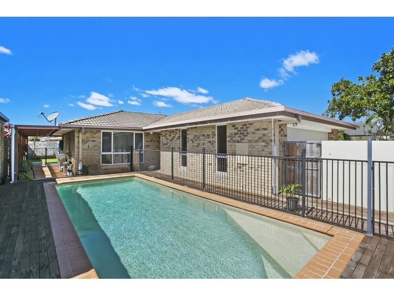 15 Ballerina Street, Burleigh Waters QLD 4220