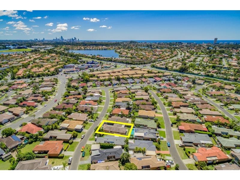 15 Ballerina Street, Burleigh Waters QLD 4220