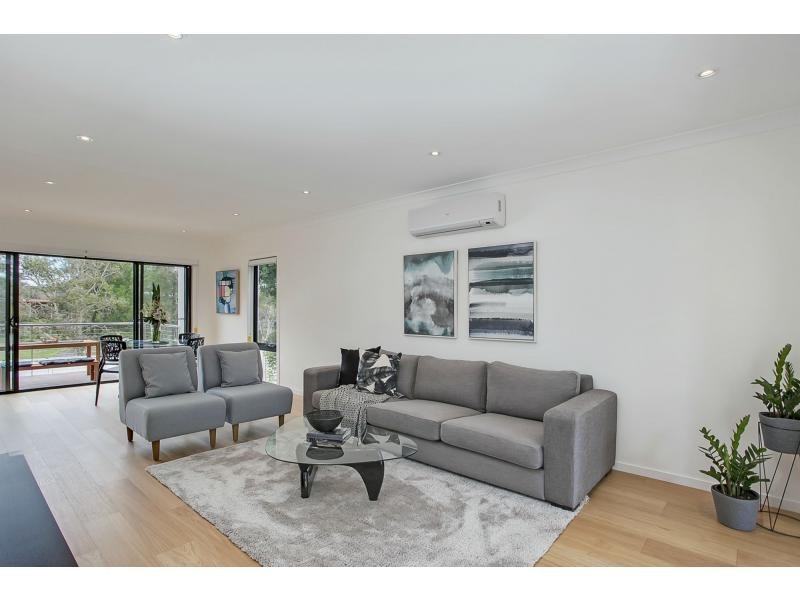 70 Galeen Drive, Burleigh Waters QLD 4220