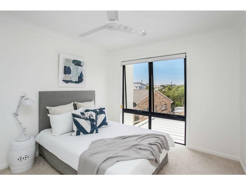 70 Galeen Drive, Burleigh Waters QLD 4220