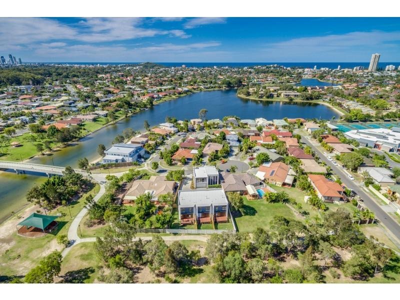 70 Galeen Drive, Burleigh Waters QLD 4220