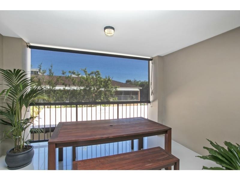 11/4 Mawarra Street, Palm Beach QLD 4221